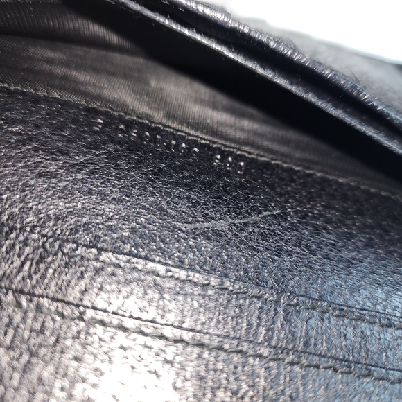 Authentic Gucci Black Leather Long Wallet - Picture 13 of 15